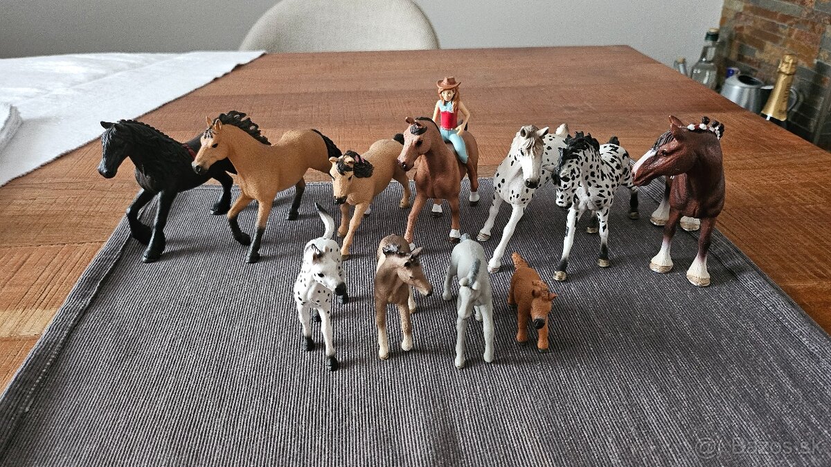 Rôzne hračky Schleich