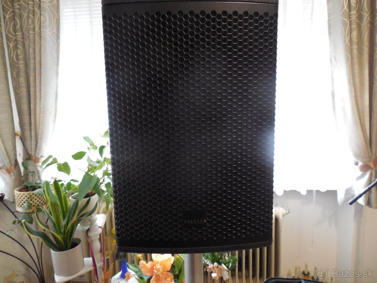 Predám Perfektné Reprobedne SEEBURG 8"/2/250W RMS