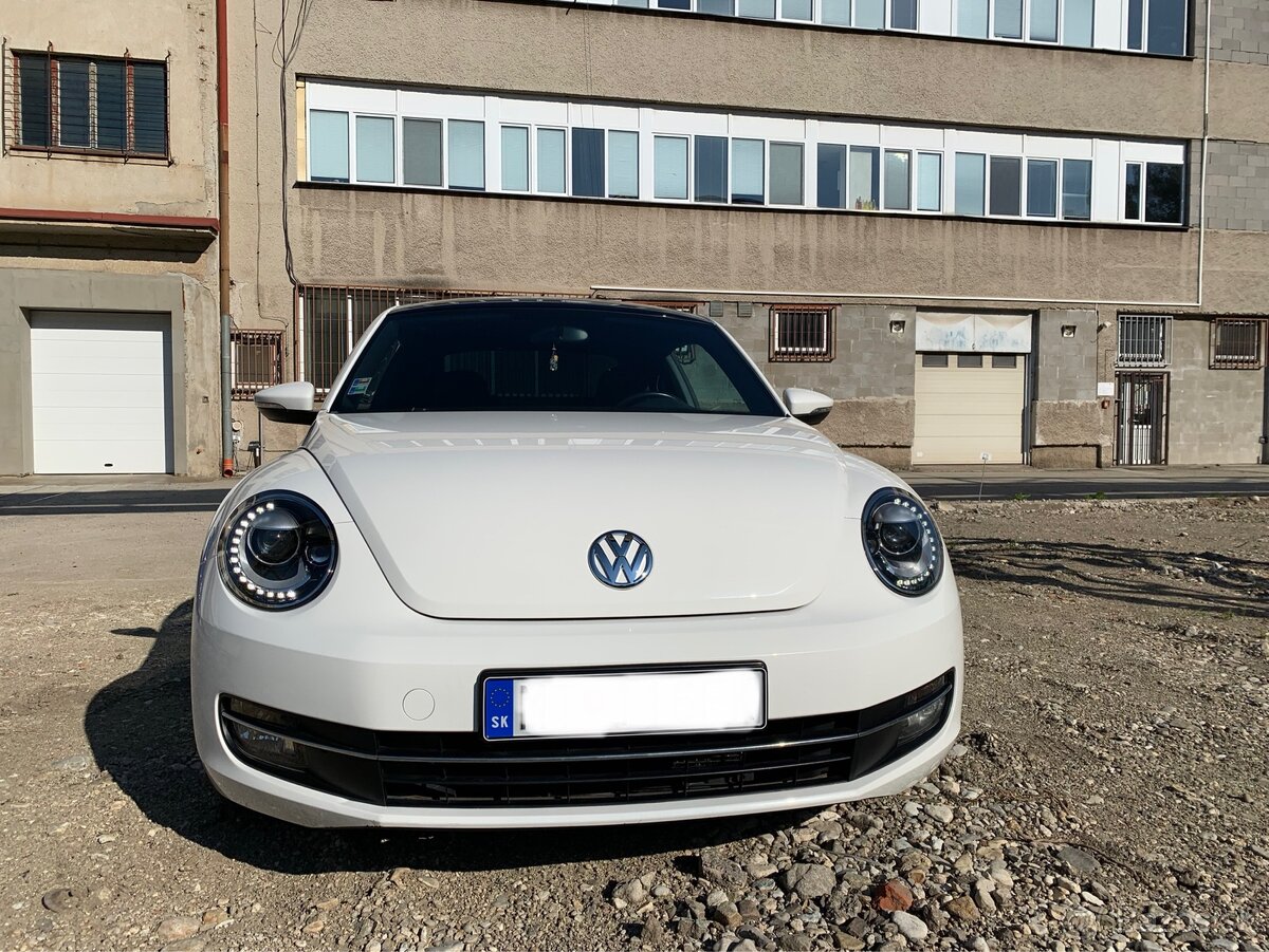 VW BEETLE