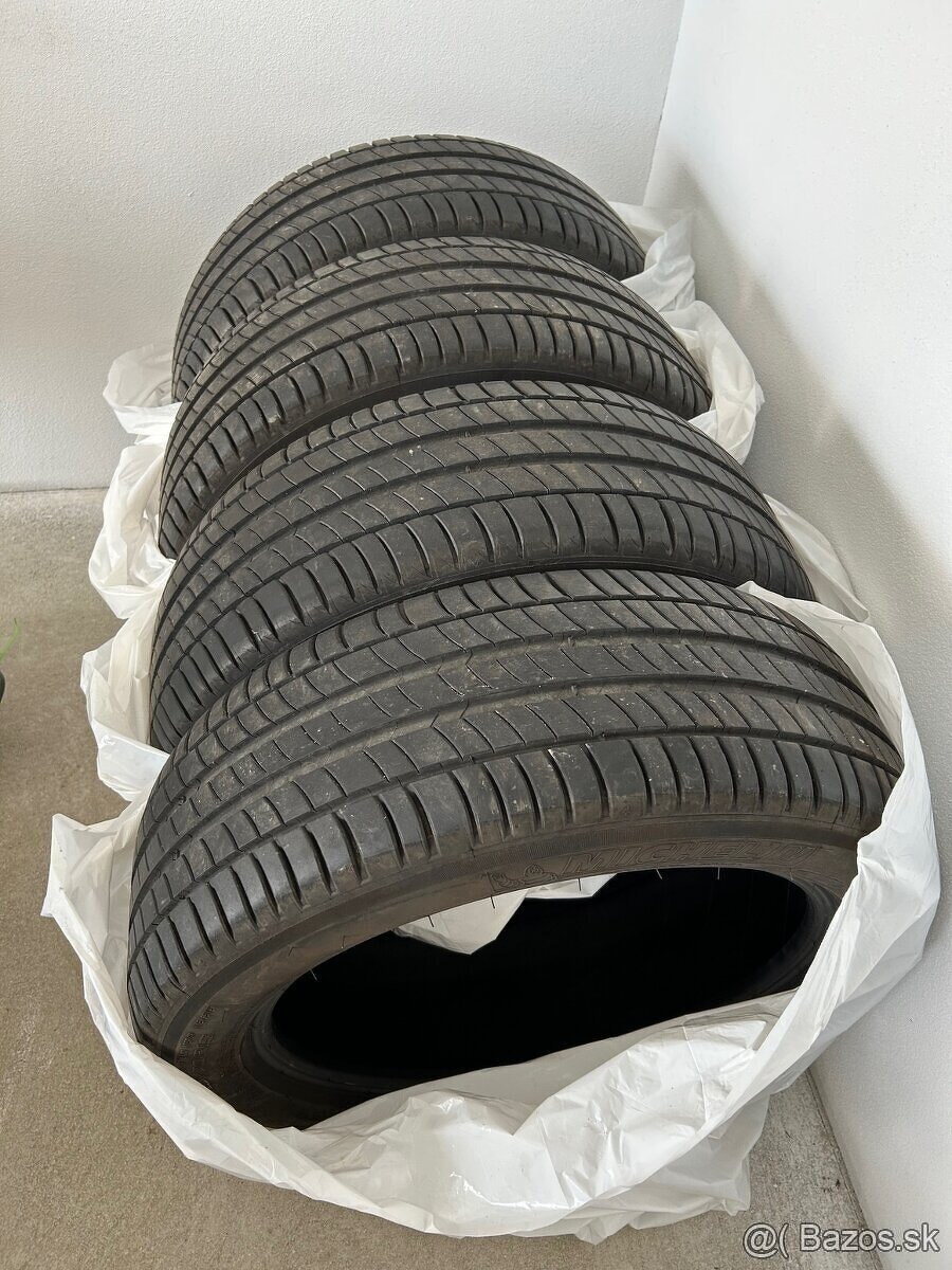 4 ks letné pneumatiky Michelin 225,50, R18, 95 V ...........