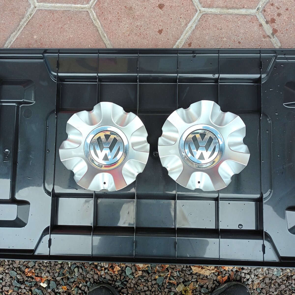 Predám NOVE stredové krytky VW 3D0601149Q