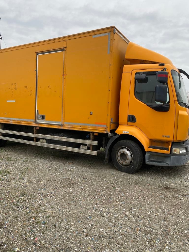 RENAULT MIDLUM