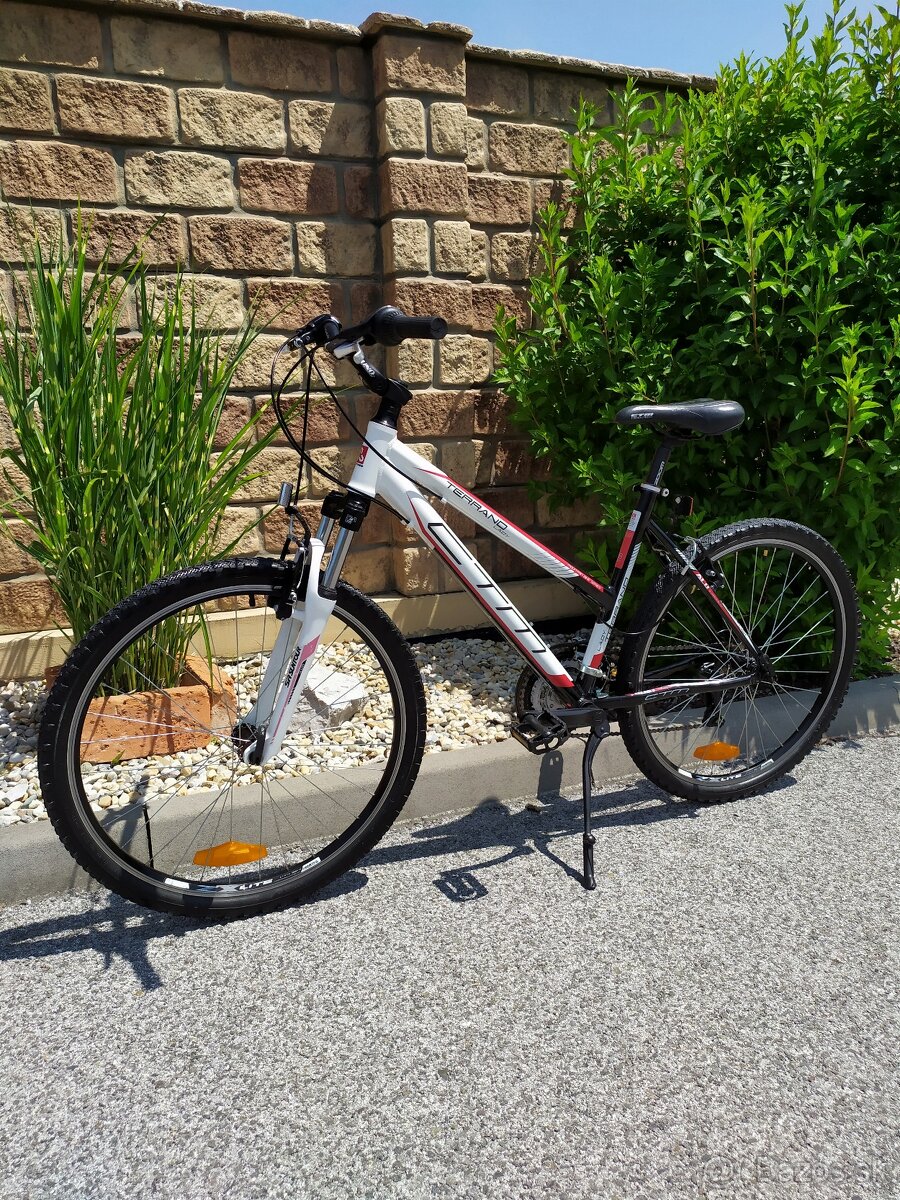 Dámsky/dievčenský bicykel 26" CTM
