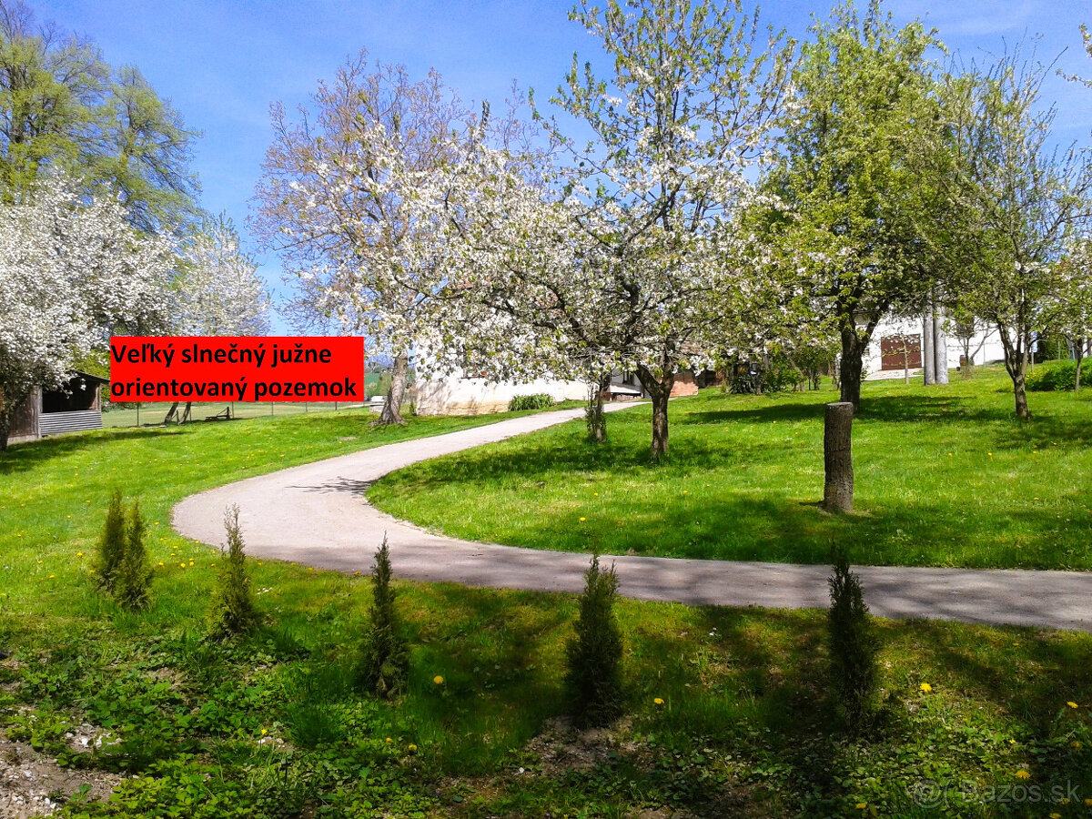 PRE NÁROČNÝCH - Výnimočné rodinné sídlo - farma, ranč