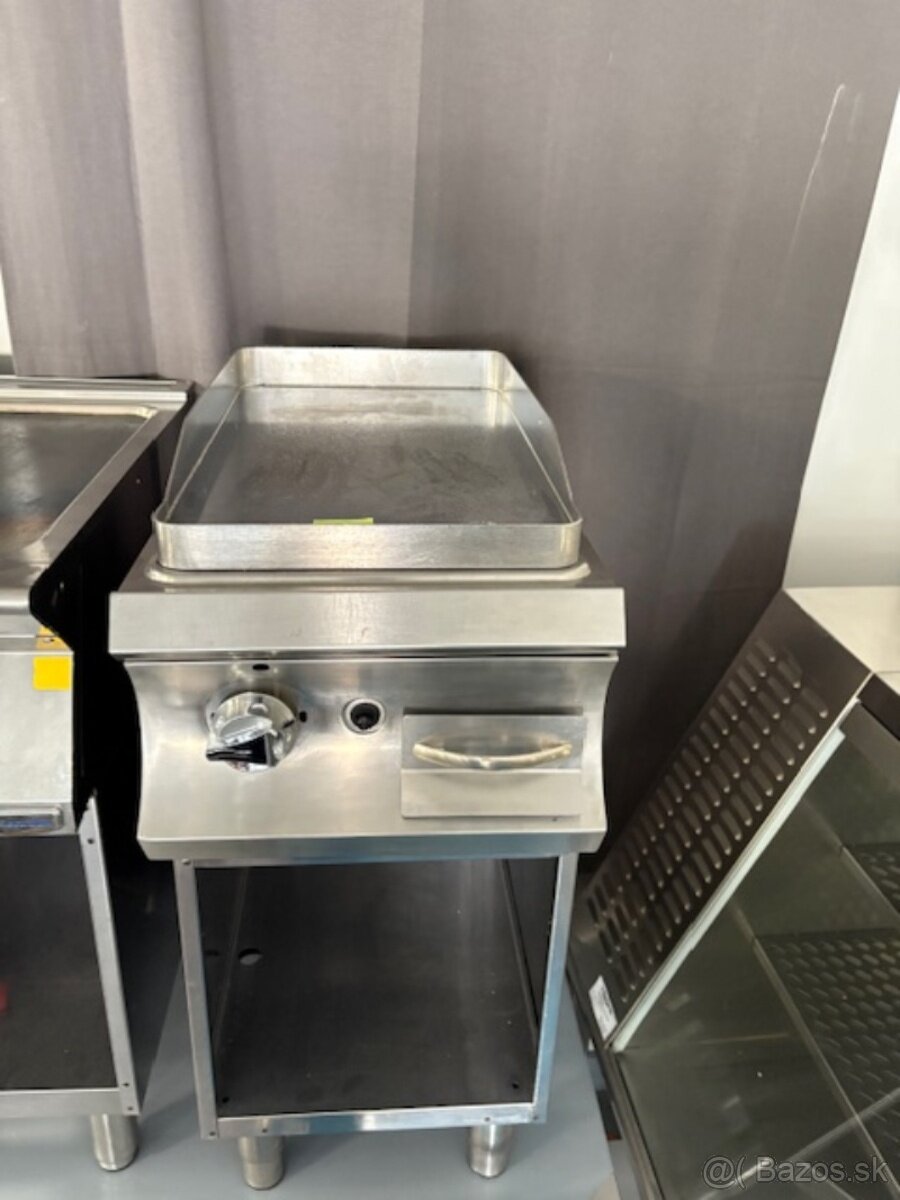 Grilovacia platňa plynová