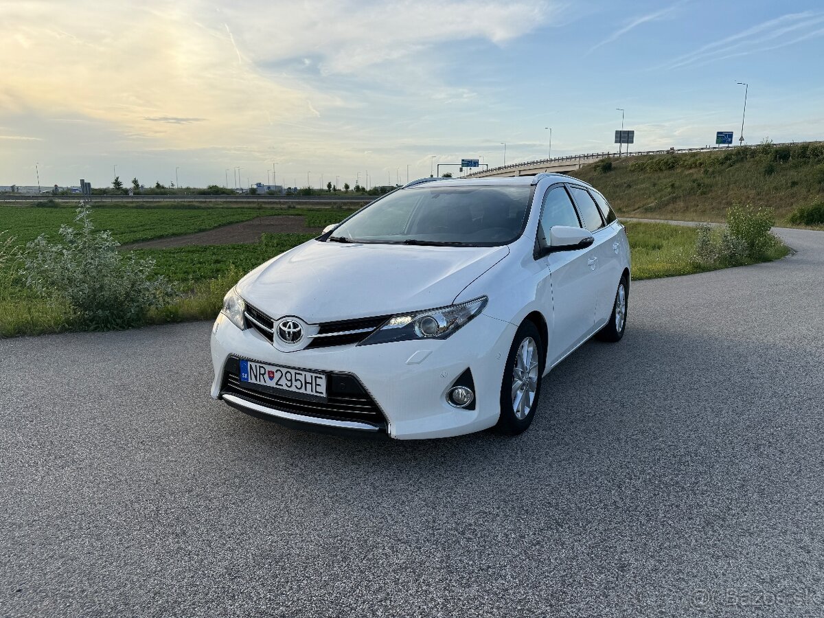 TOYOTA AURIS TS 1.4 D4D