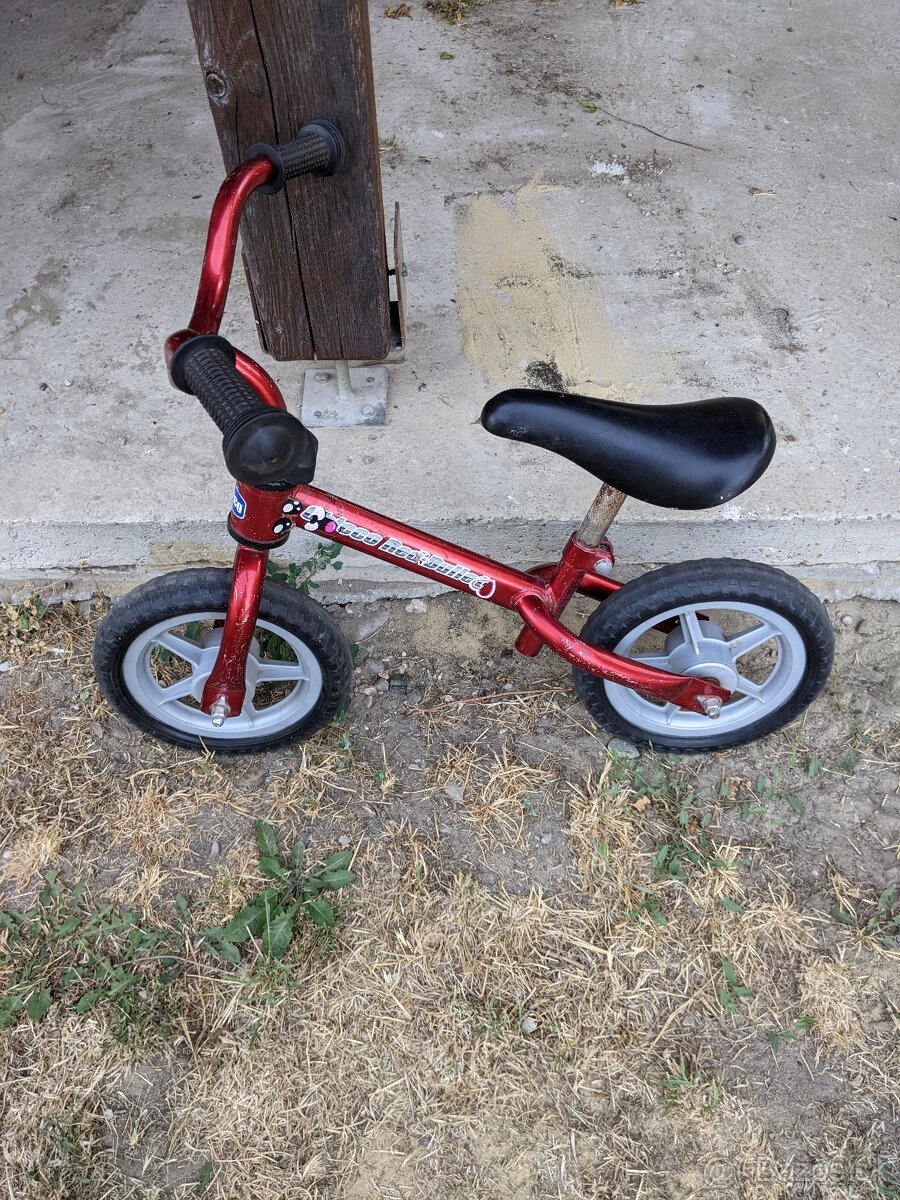 Detské odrážadlo Chicco Red Bullet odrazadlo - červené
