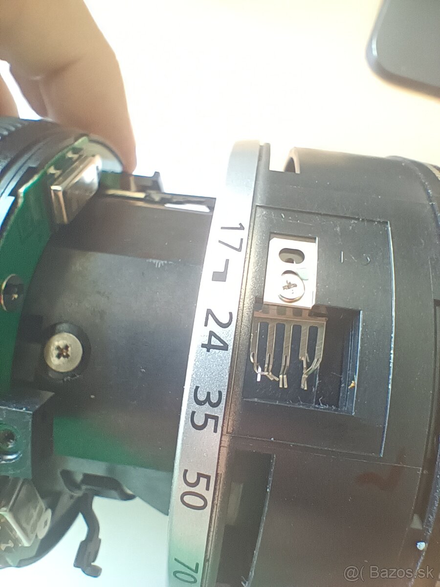 Zháňam Canon EF/S objektivy na diely