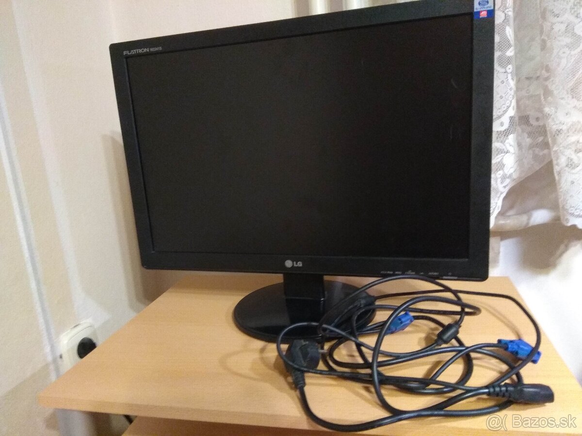 Monitor LG 22 palcový