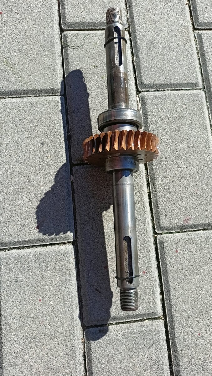 Bronzové kolo k sekacce mf70, mf-70