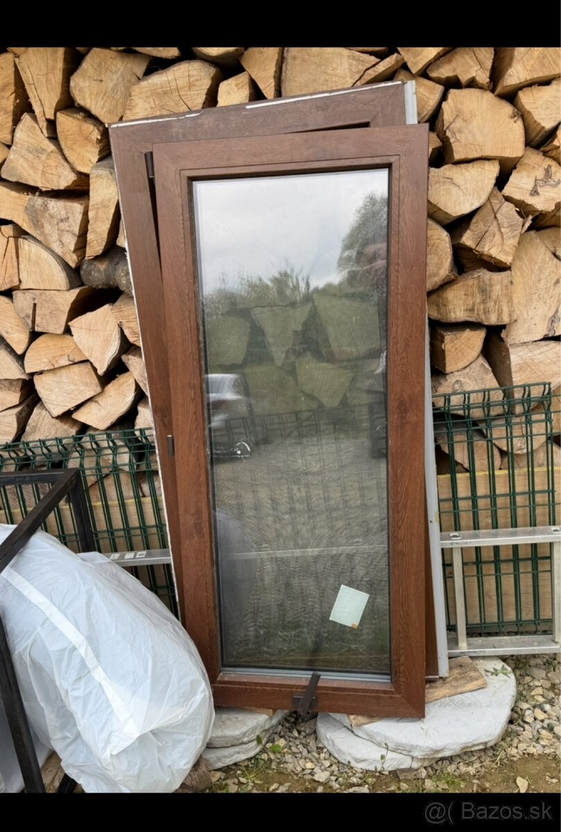 Plastové okno 3oj sklo - orech/orech