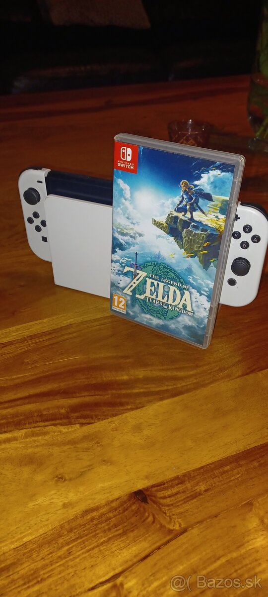 Nintendo Switch OLED + hra