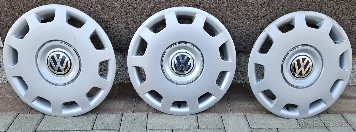 Originál VW puklice 15" - 3BO 601 147