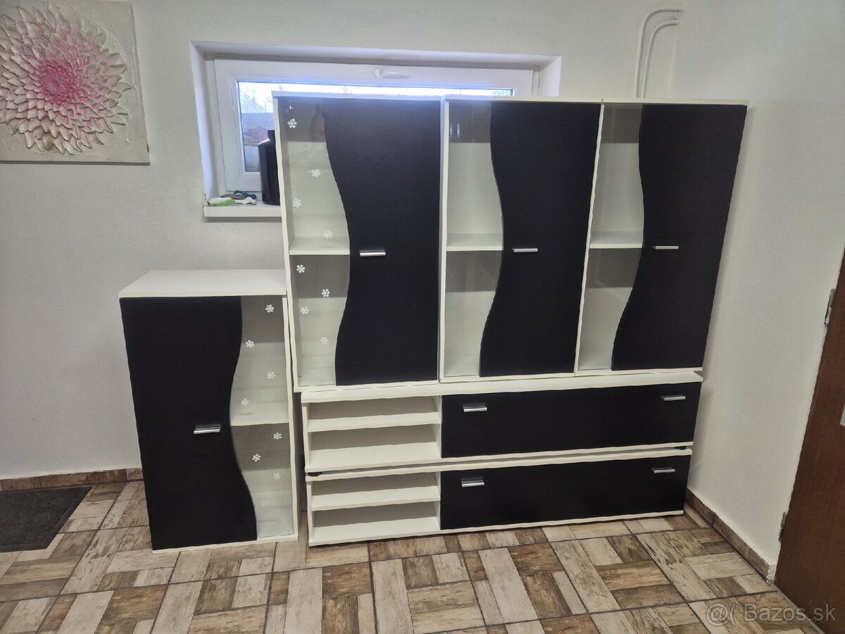 Obývačkova steňa 2x