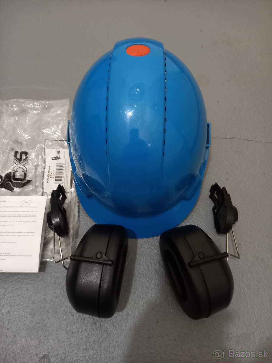 Ochranná prilba 3M+sluchadlá