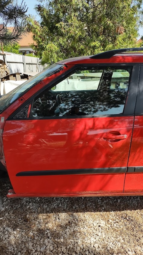 FABIA 2 Predné dvere L , P