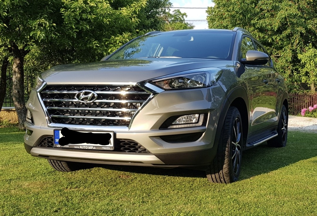 Predám HYUNDAI TUCSON 1.6 Tgdi, benzín 130kw, 4x4 + ťažné