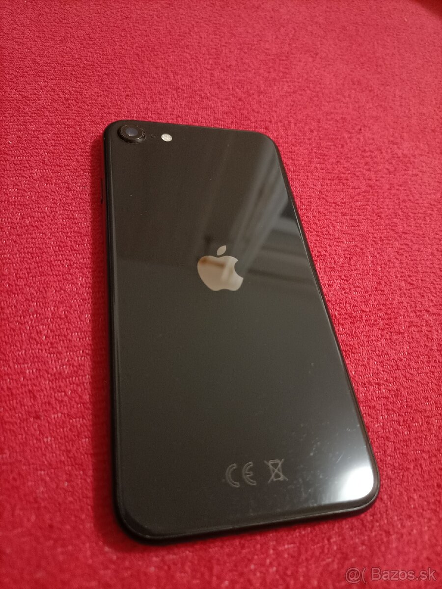 predám iphone SE2020