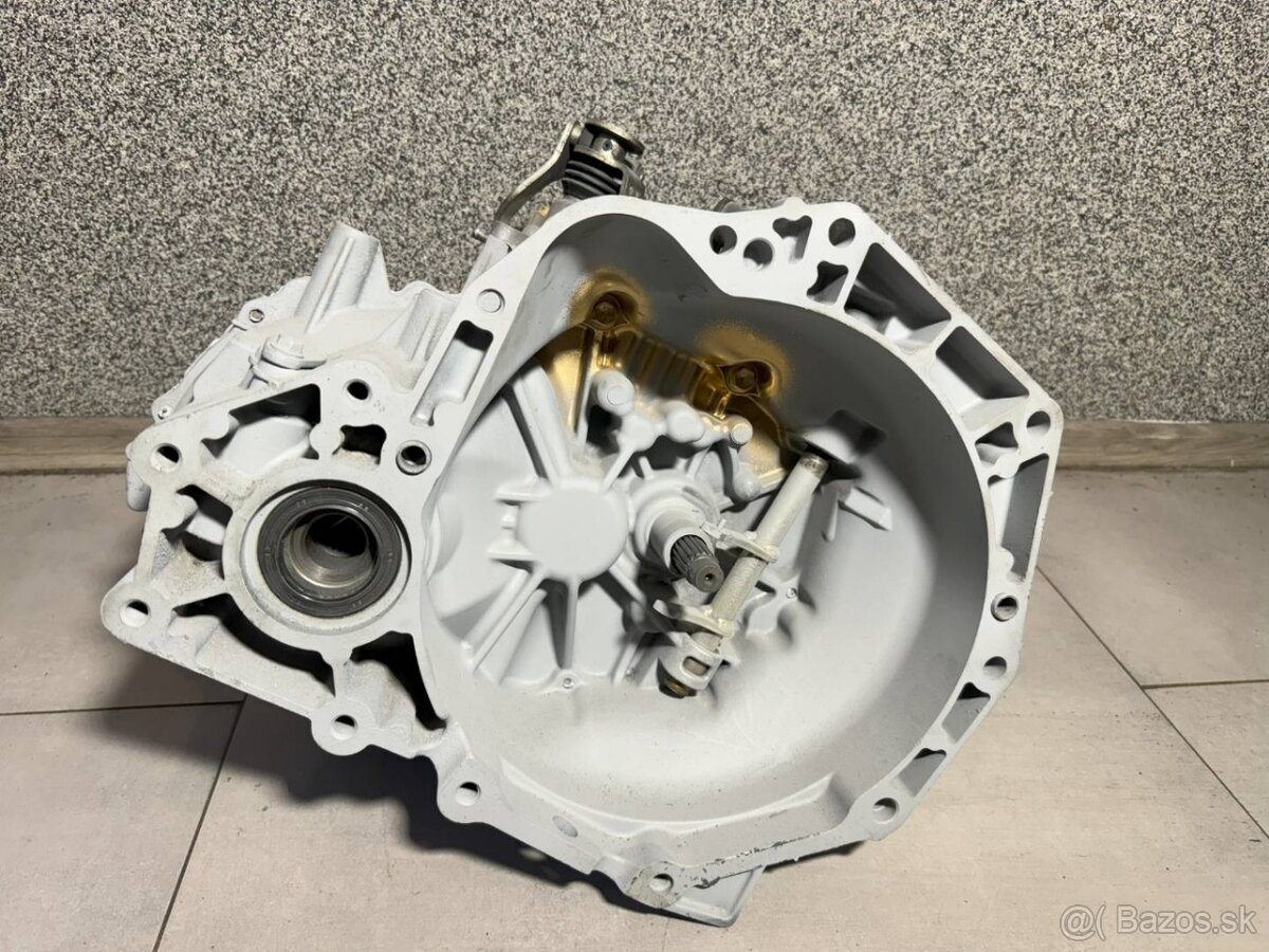Manuální převodovka Suzuki MK6