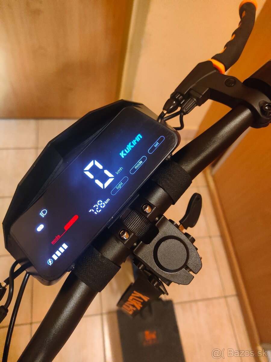 Kolobežka Kugoo Kirin G4