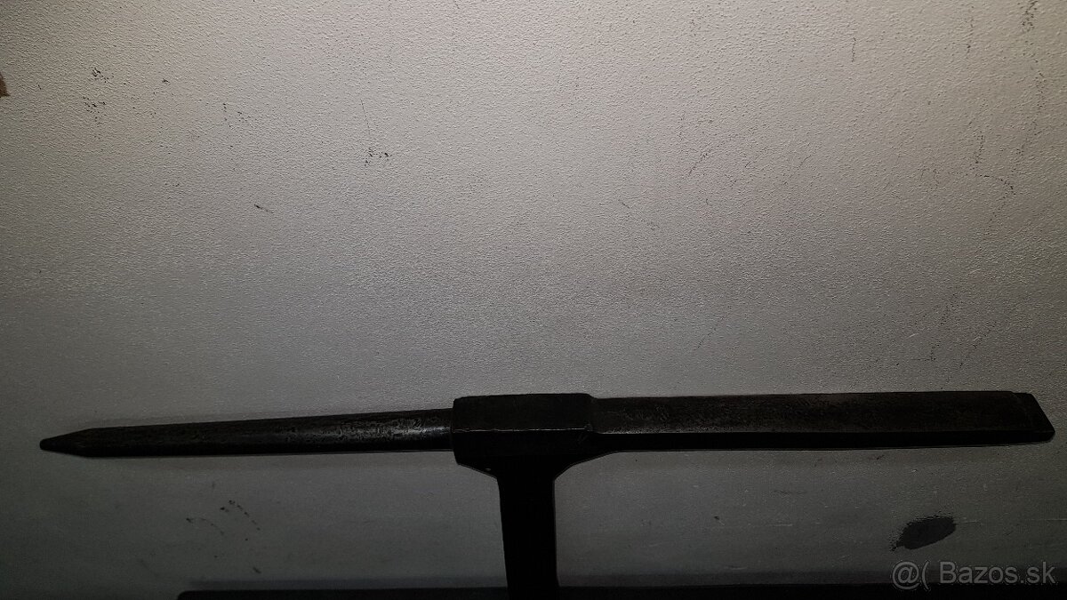 Predam kovadlinu rohatinu