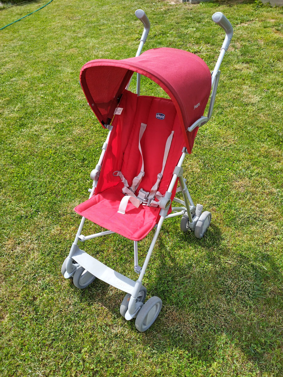 Lahky sportovy kocik Chicco Caddy