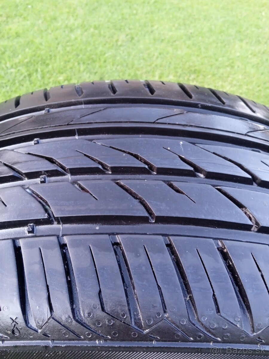 225/40 r18 letné pneu.8 mm