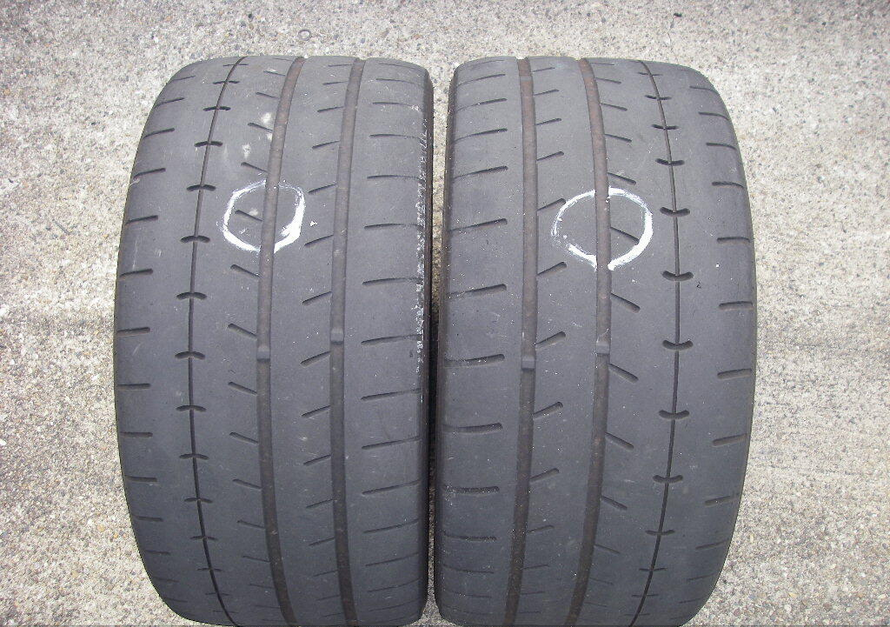 YOKOHAMA Advan A052 255/35R18 94Y
