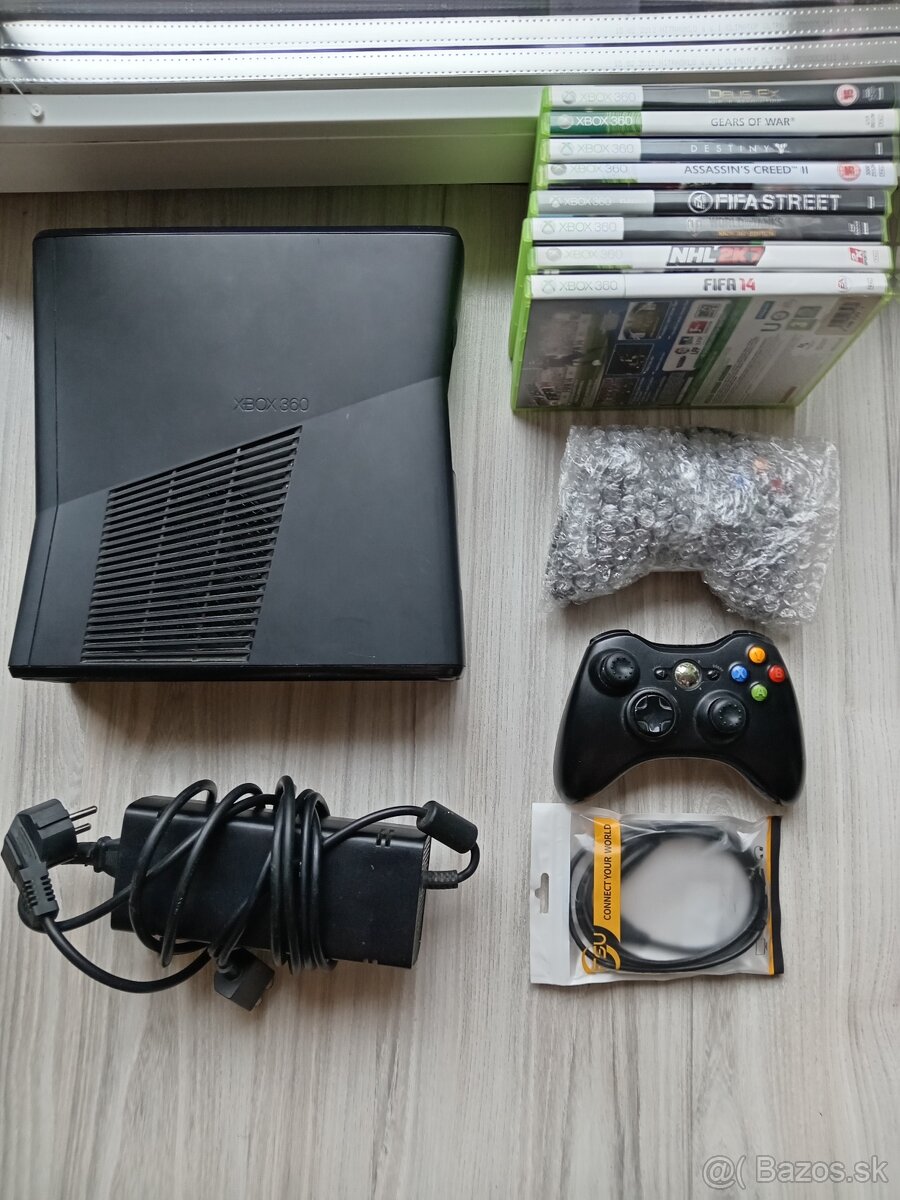 Xbox 360 S