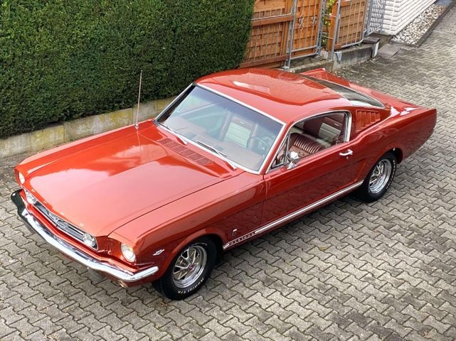 Ford Mustang Fastback GT 289 (1966)