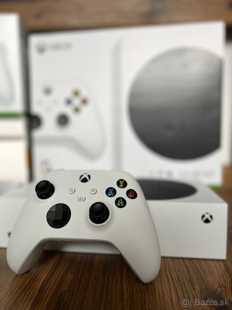 XBOX SERIES S + Xbox wireless headset