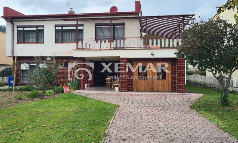 Na predaj rodinný dom v Hriňovej