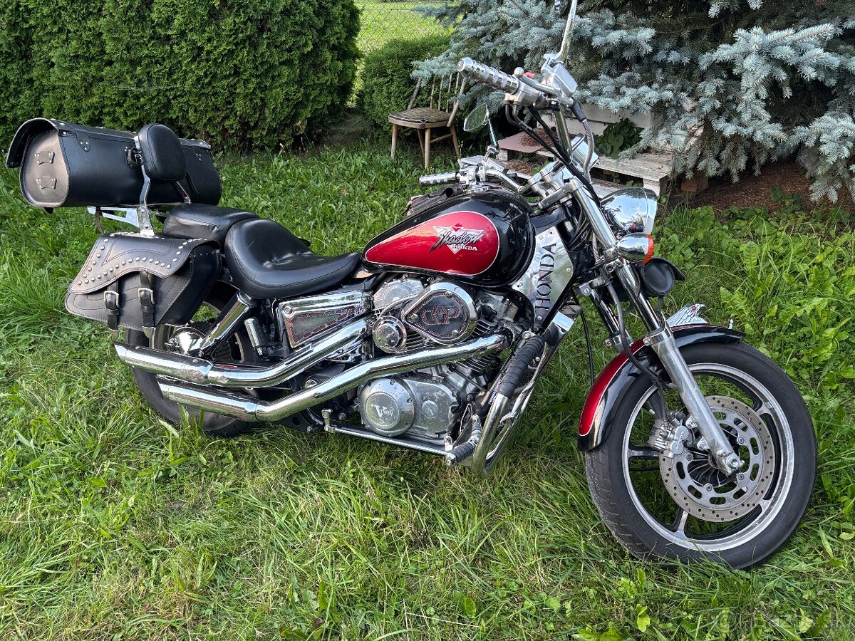 Honda Shadow vt 1100 cc