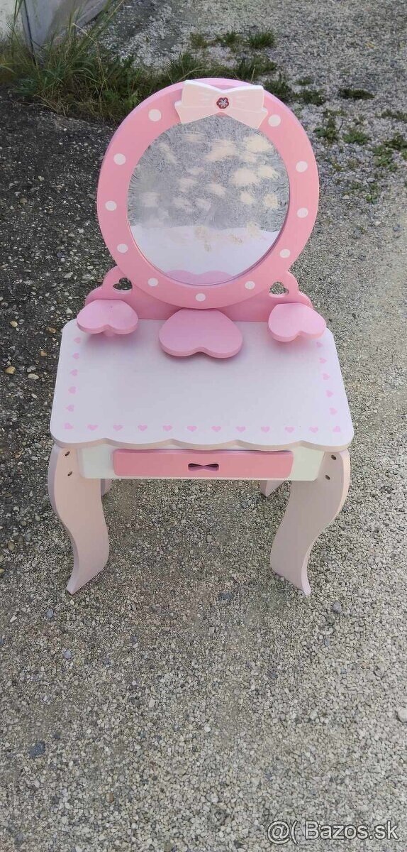 Kozmetický stolik Pre najmenších