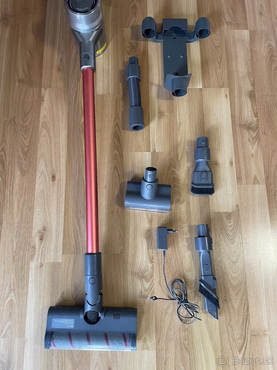 Xiaomi Dreame V11. Tyčový Aku vysávač