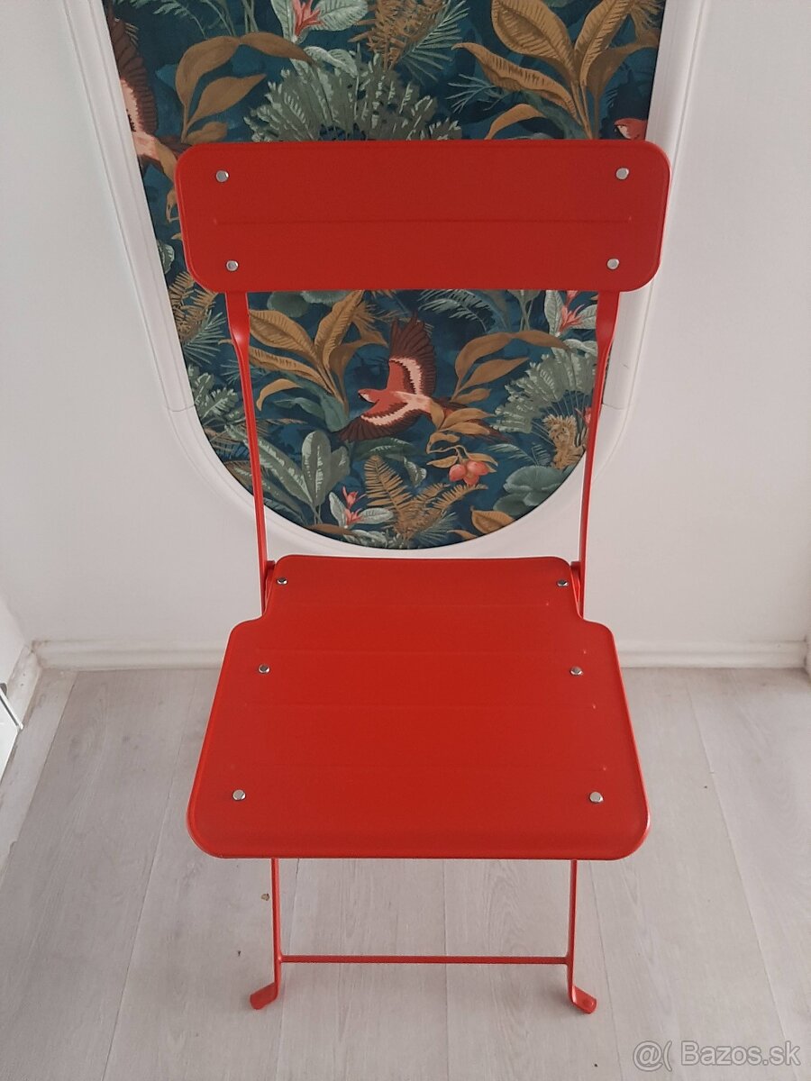 predám IKEA stolička červena kovova sundso