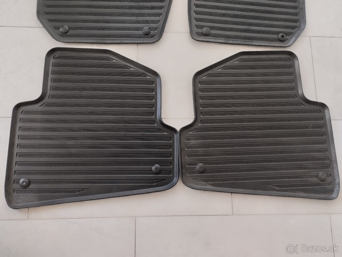 Gumené koberce škoda fabia 2 Roomster