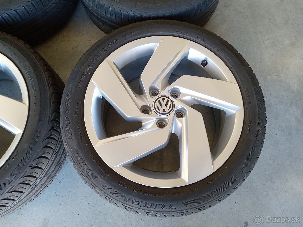 Predam letne ALU 5x112 R17 7,5J ET51 ORIGINAL VW GOLF