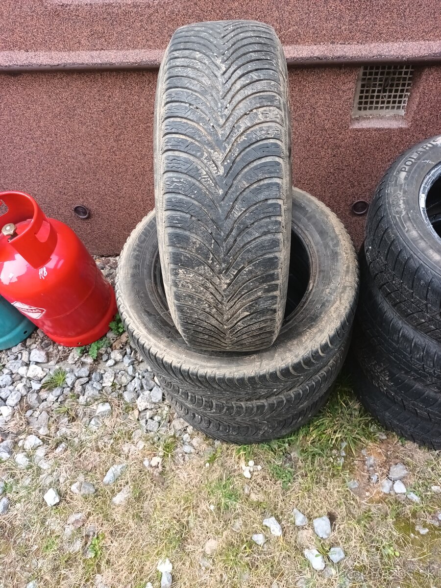 195/65R15 Michelin Alpin 5