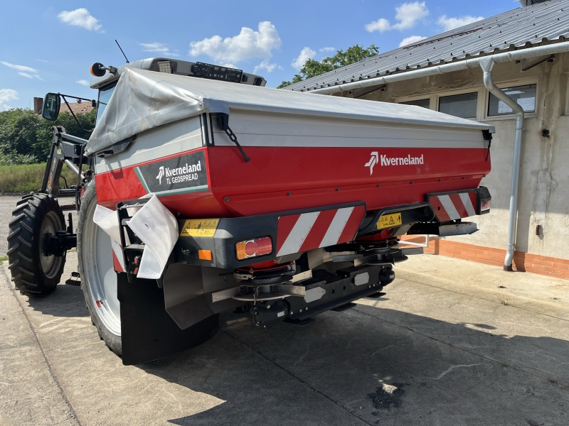 Rozmetadlo priemyselných hnojív Kverneland TL 150 GEOSPREAD