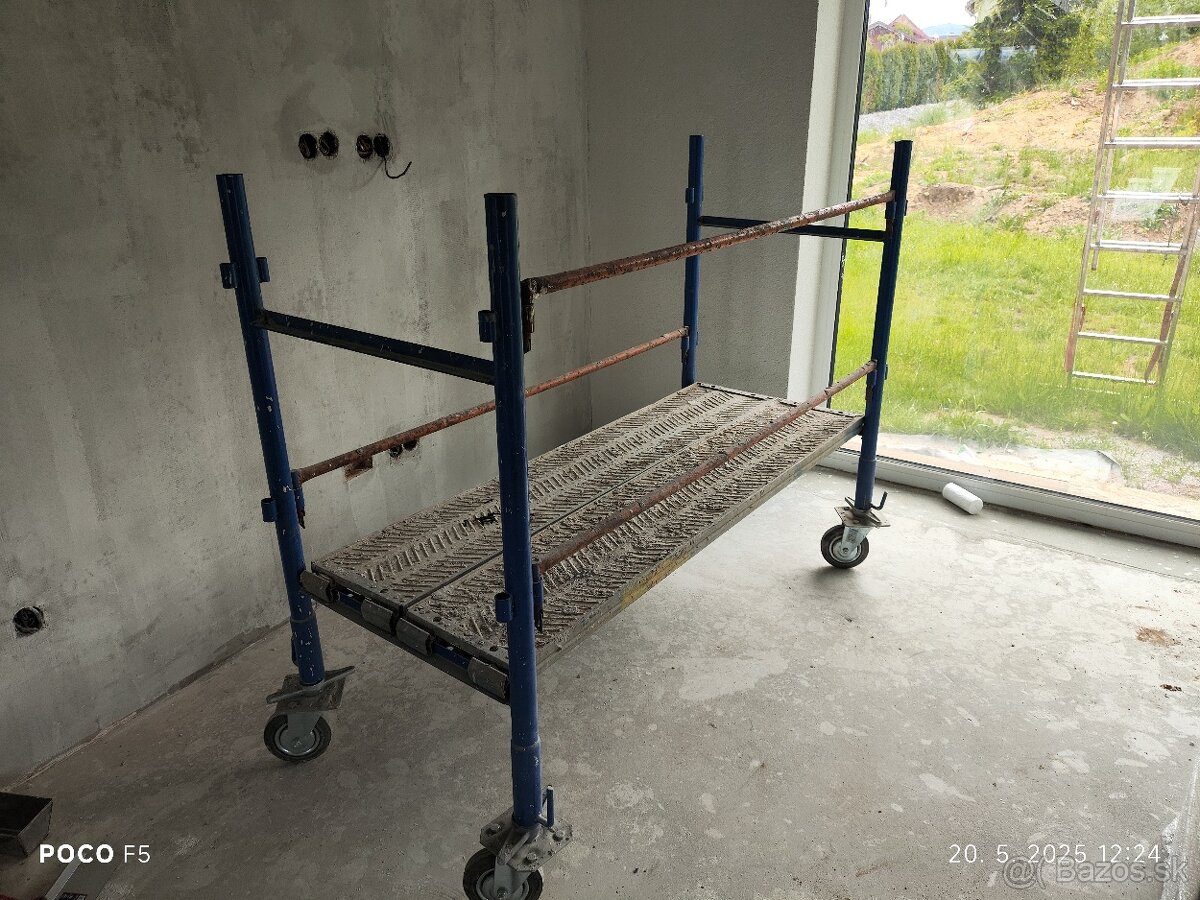 Pojazdne lešenie