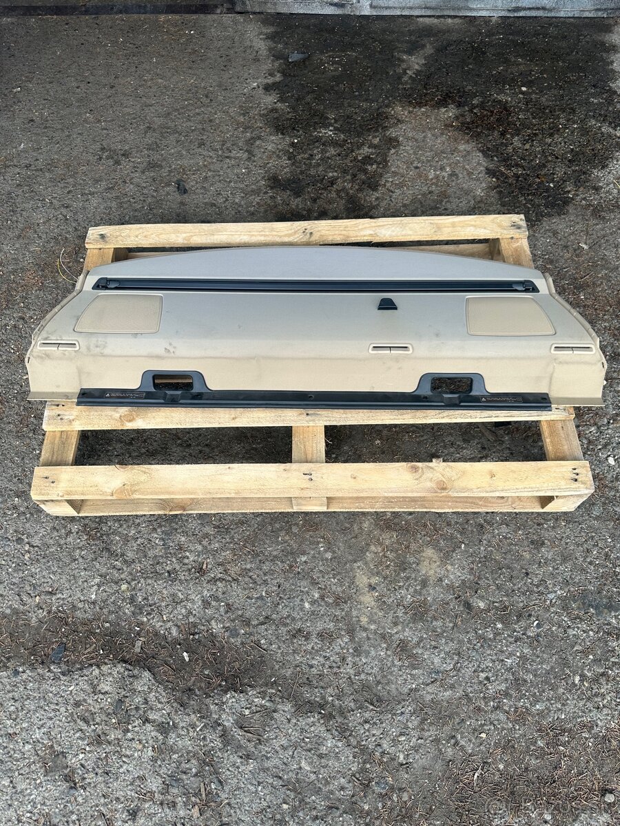 Elektrická zadná roleta BMW E90