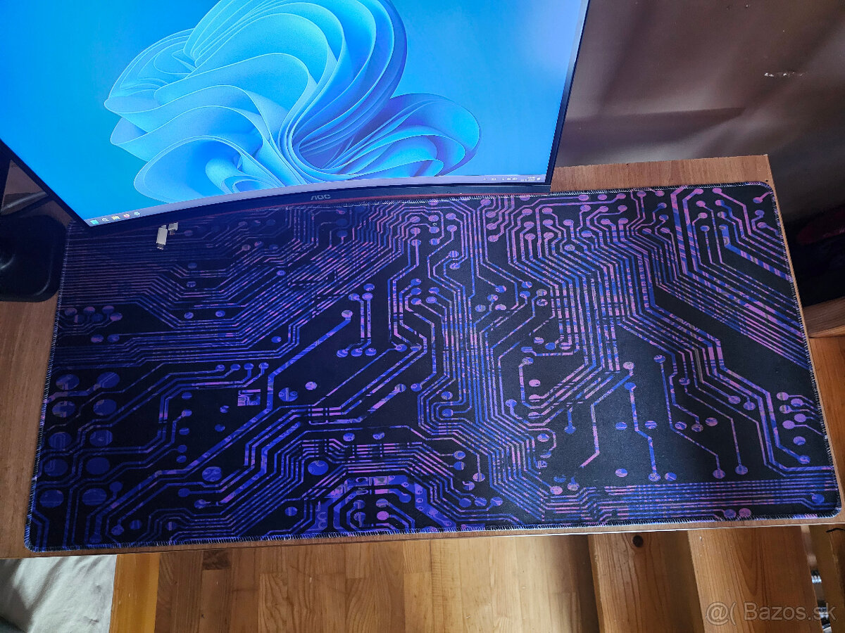 Veľká podložka pod myš 900x450mm