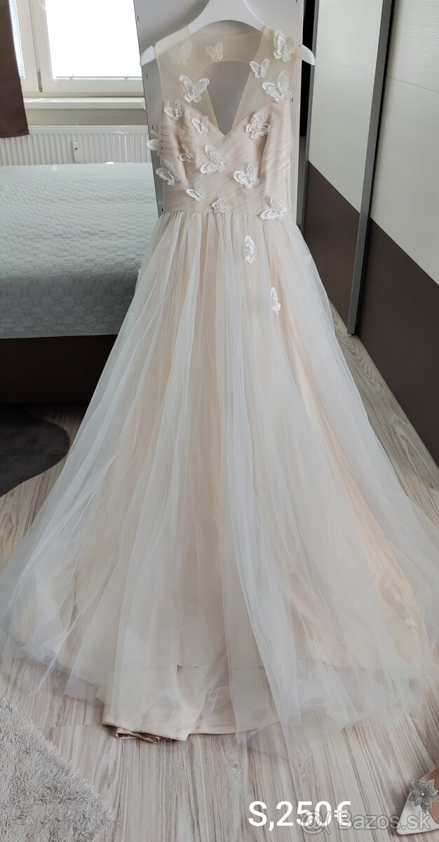 Svadobné šaty odtieň ecru