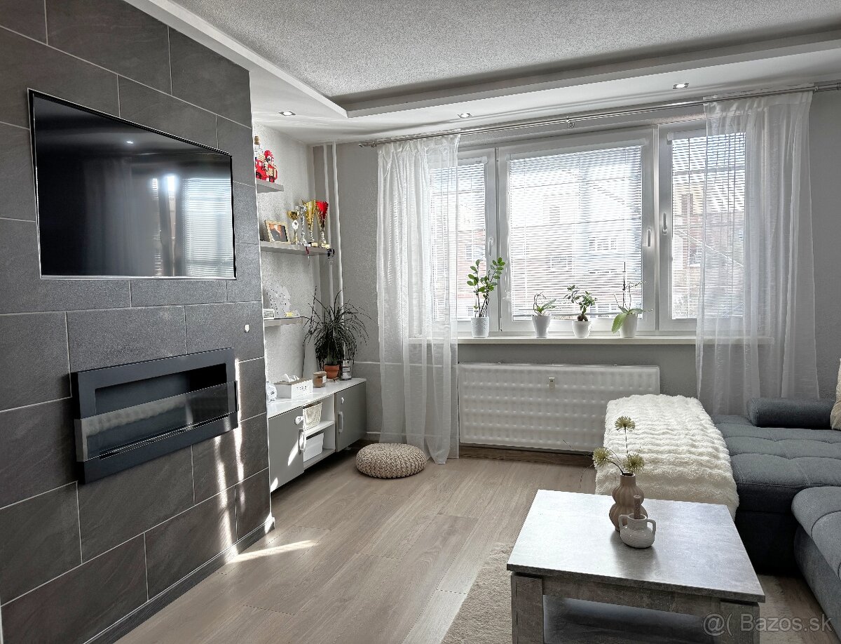 NA PREDAJ zrekonštruovaný 3-izbový byt, Kanianka, okr. PD