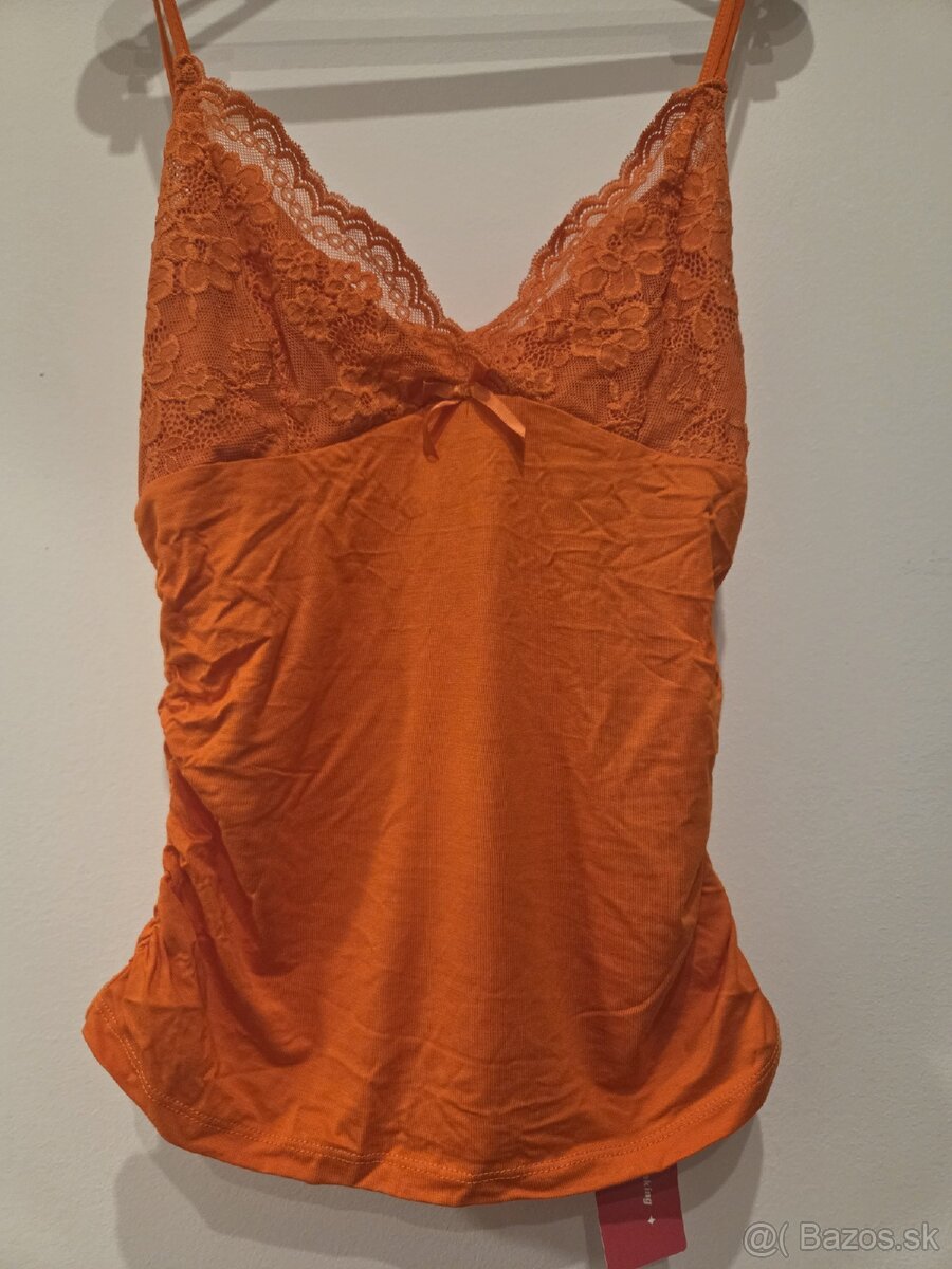 Shein tielka nové s visakckou L ale sú skôr M