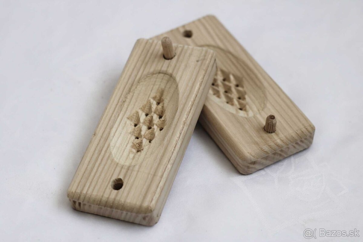 Drevená forma na syr,oštiepok