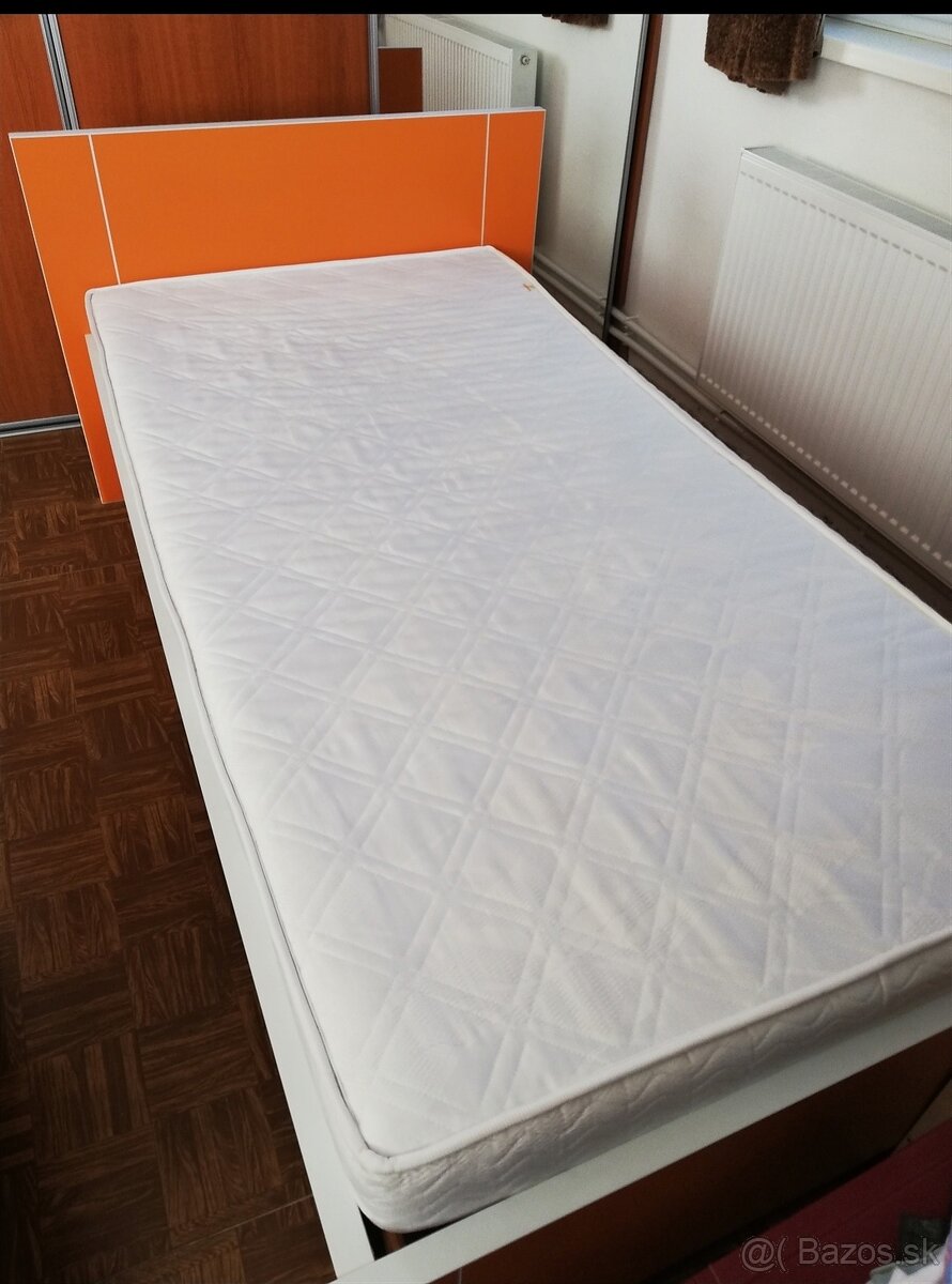 Predám jednolôžkovú posteľ