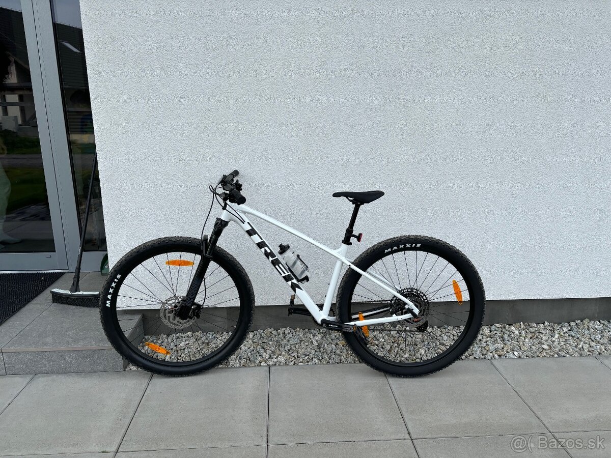 TREK Marlin 7 Gen 3 Crystal white 2024