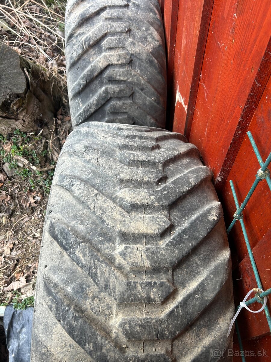 Pneumatiky 400/55 22,5